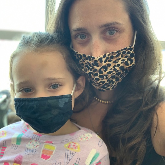 Meet your Posher, Julia - Picture 3 of 7